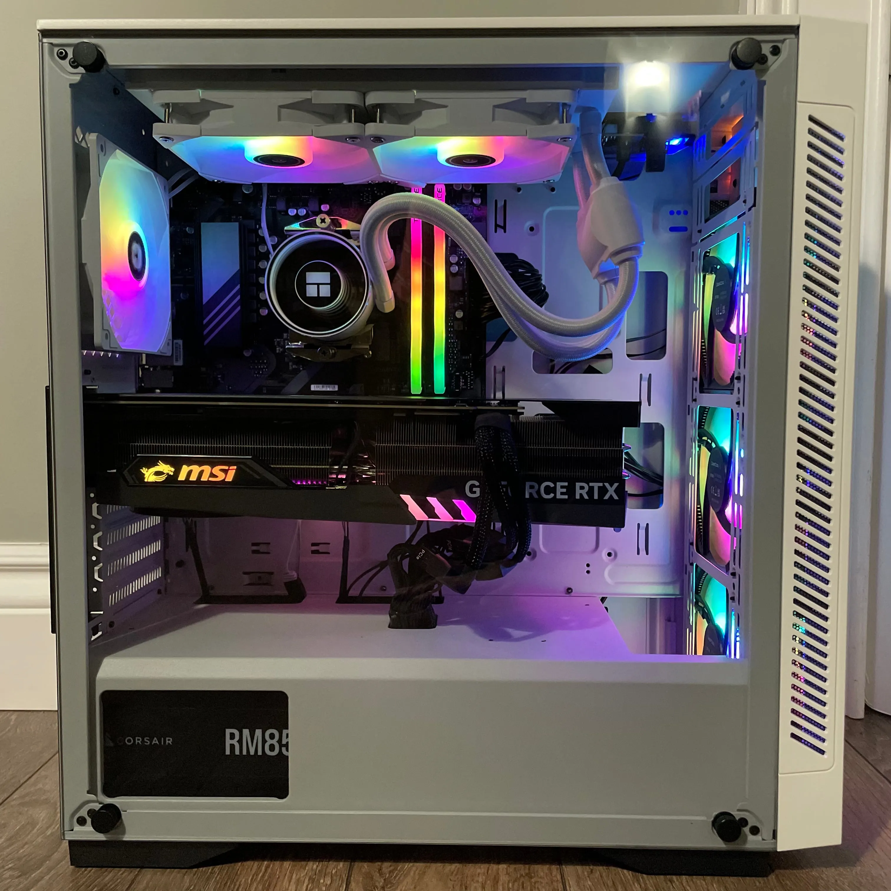 Brand New 8-Core High-End Gaming PC, Ryzen 7 7700x (Better Than i9-12900K), RTX 4090 Options, 32GB 6000mhz DDR5 Ram, 2TB NVME SSD