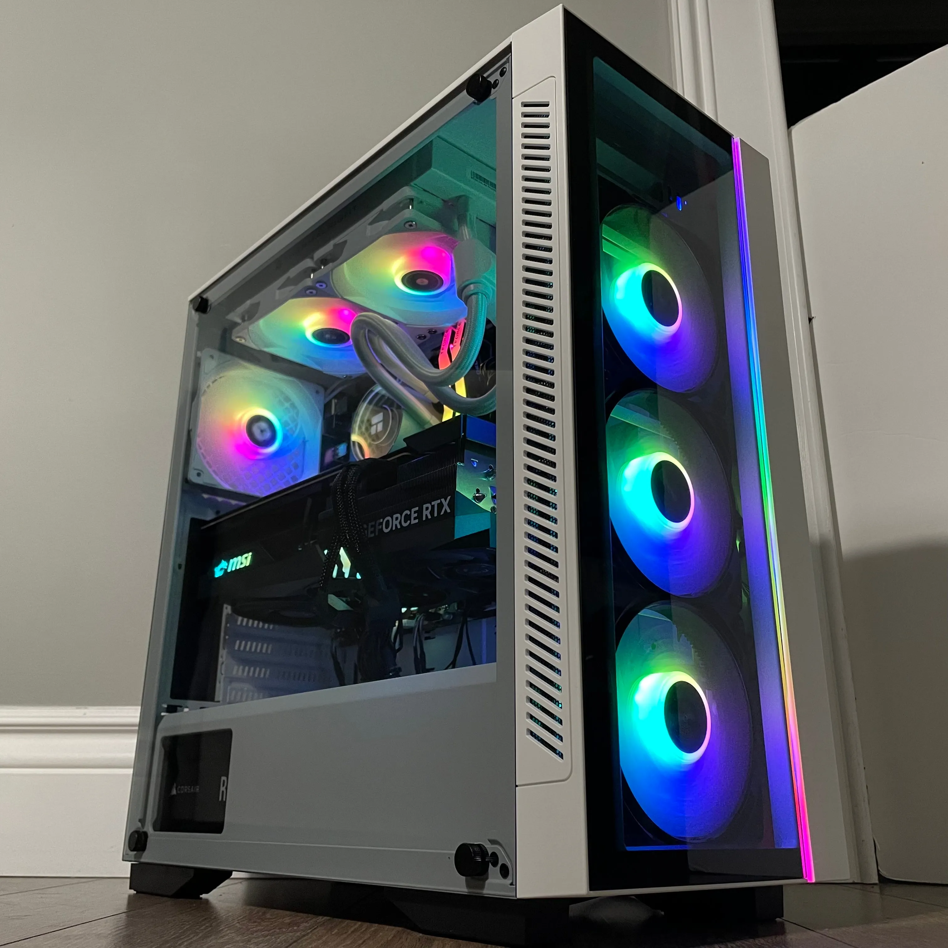 Brand New 8-Core High-End Gaming PC, Ryzen 7 7700x (Better Than i9-12900K), RTX 4090 Options, 32GB 6000mhz DDR5 Ram, 2TB NVME SSD