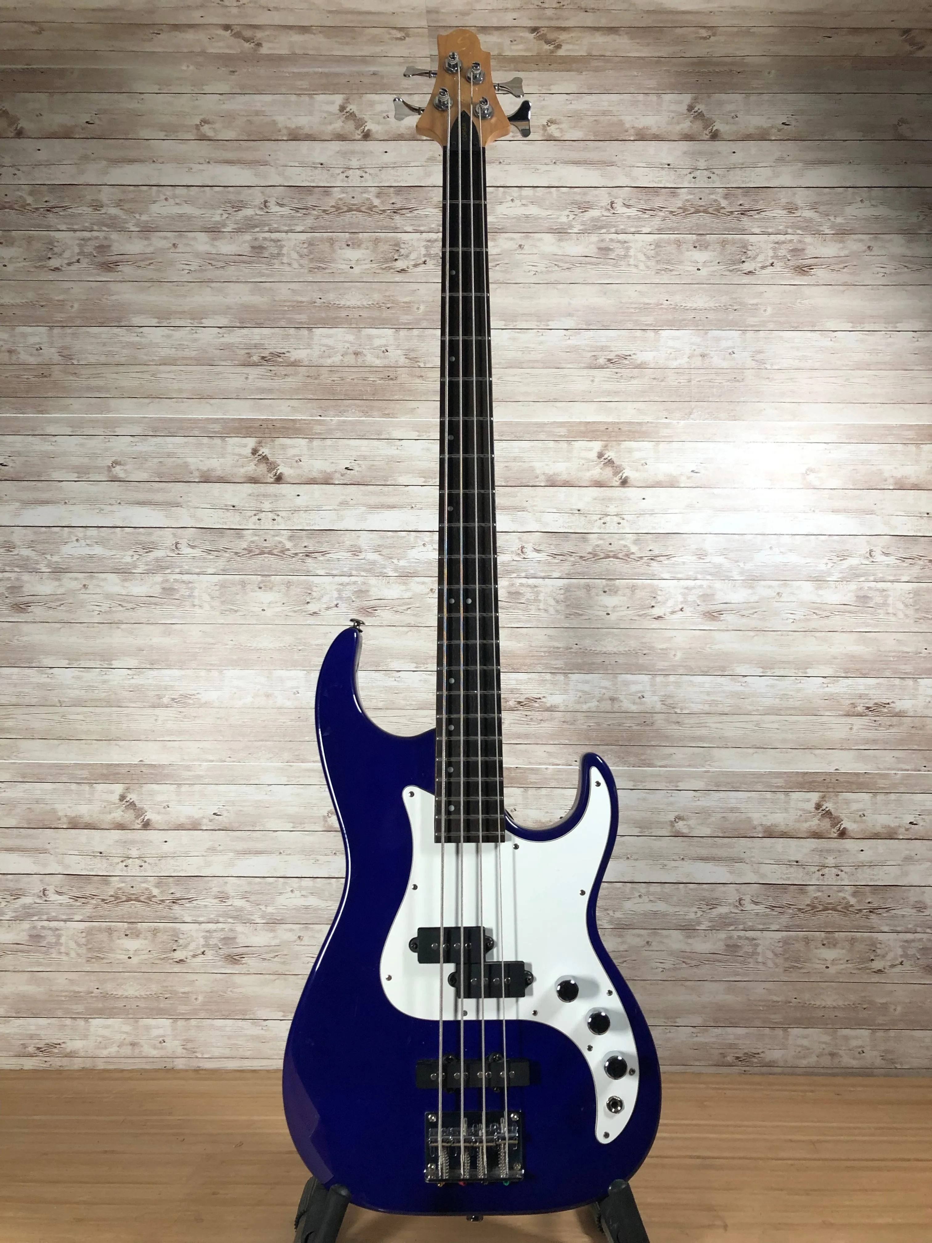 Samick Corsair P/J Bass Used