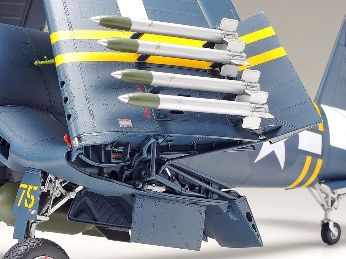 Tamiya Vought F4U-1D Corsair - 1/32 Scale